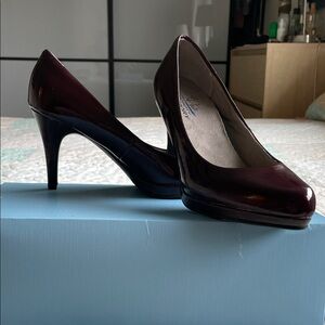 Life Stride Dark Burgundy Heels